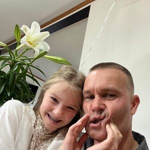 Meet your Posher, Todd